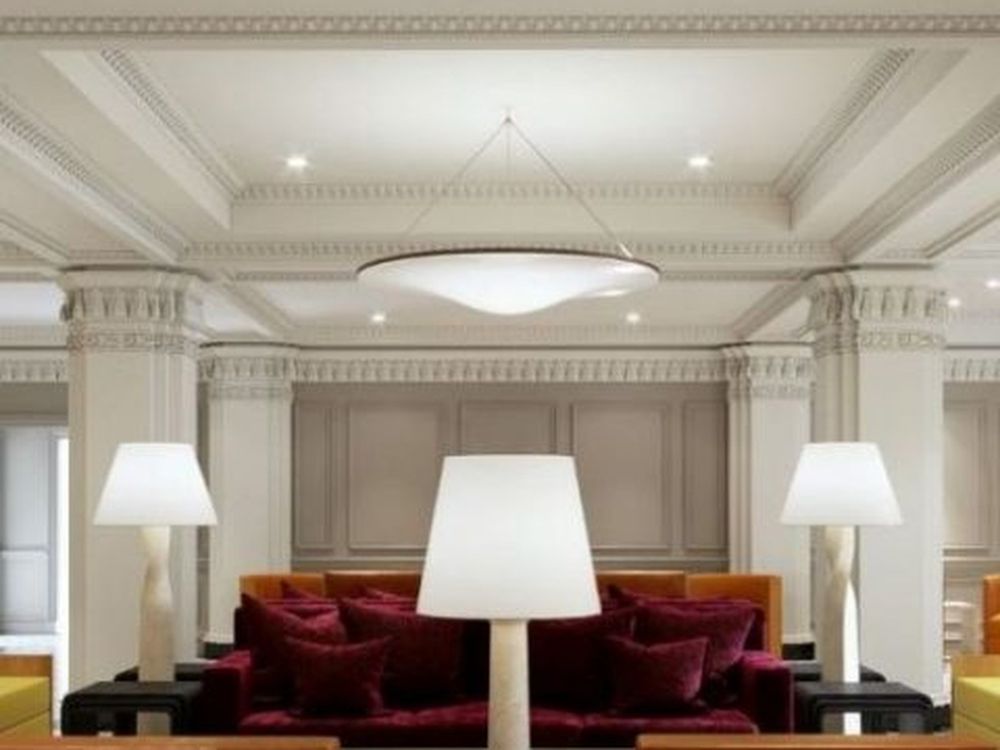 Hotel lobby lounge
